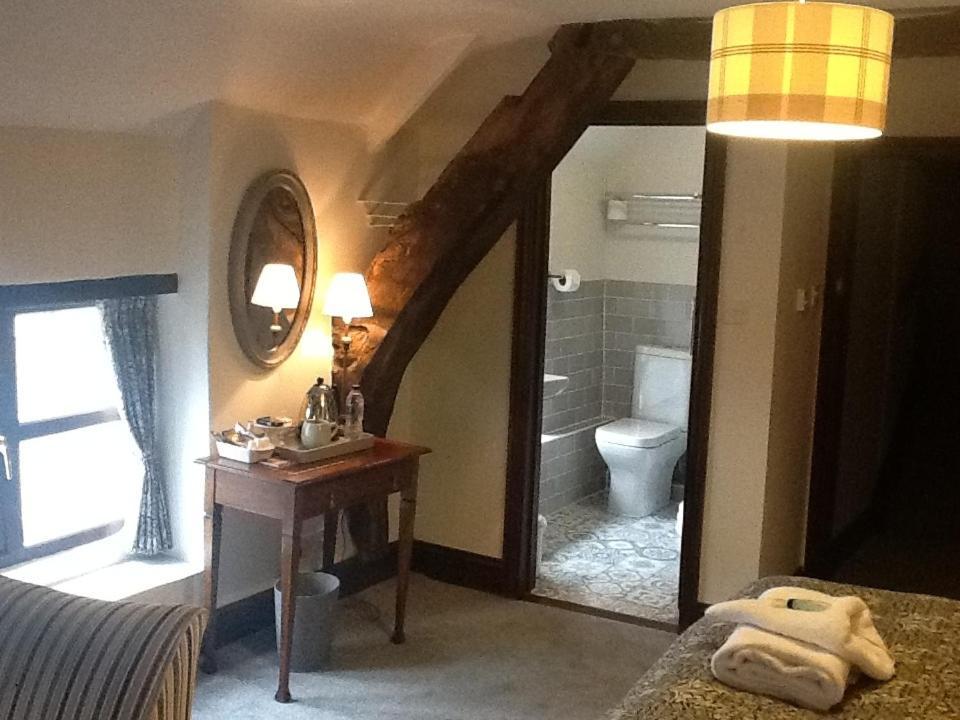 Hotel Royal George Great Easton  Pokój zdjęcie